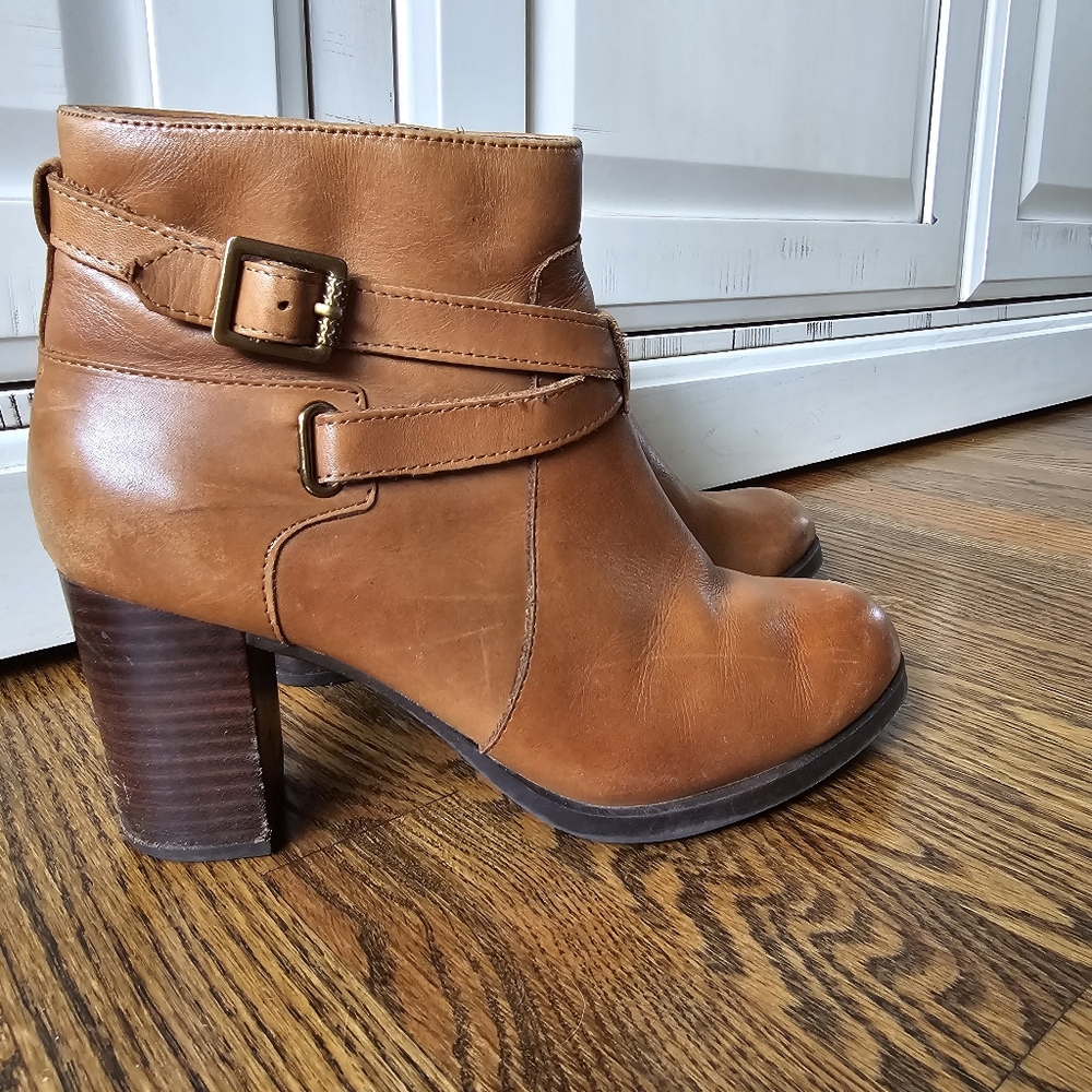 Women's Sperry Top-Sider Dasher Belle Tan Boots Size 7